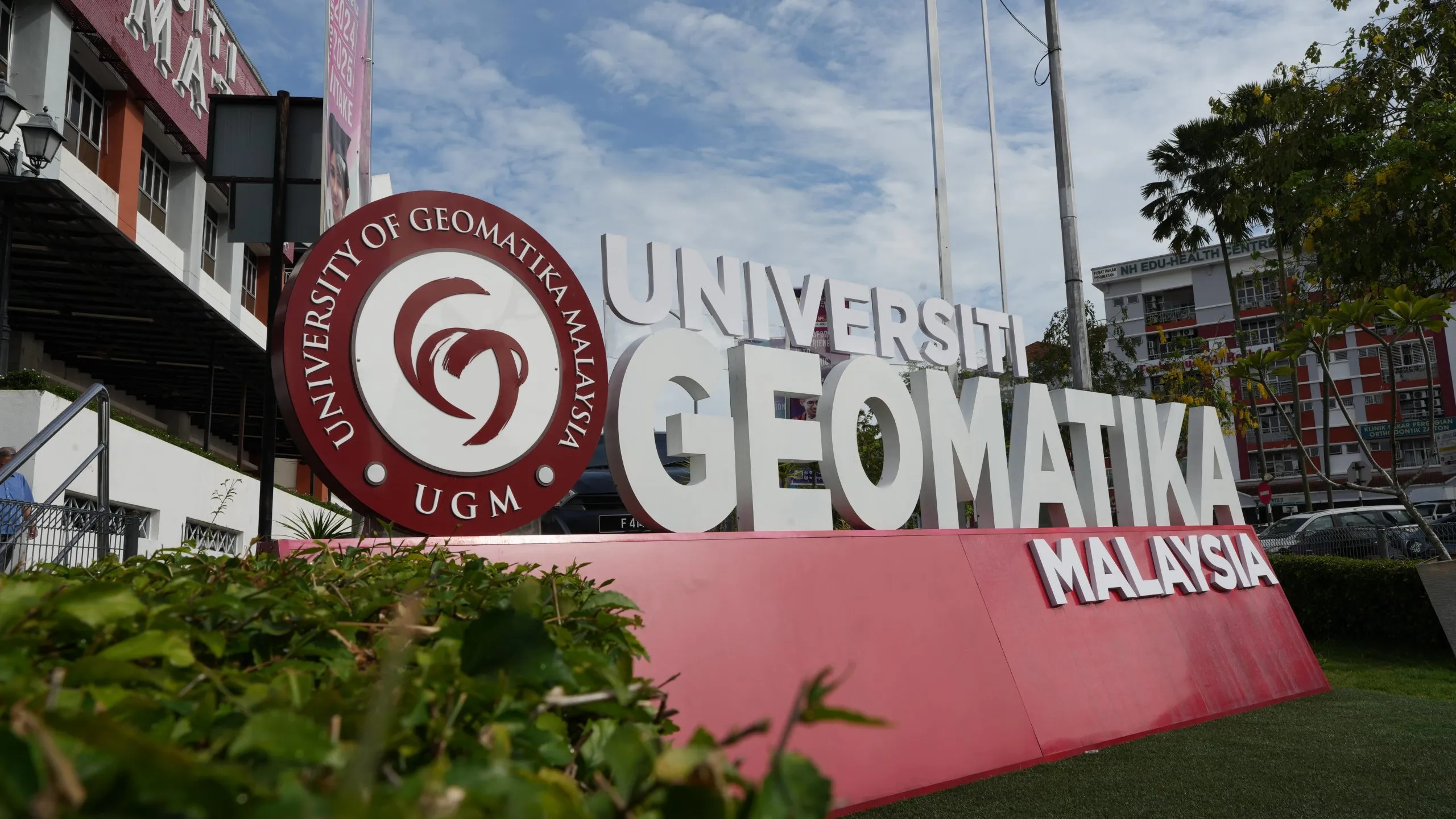 Geomatika University College